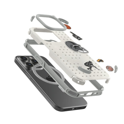 Pinit MagSafe Case for iPhone 15 Pro - Dynamic/White